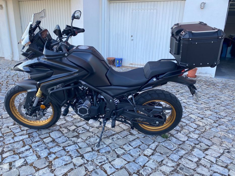 Voge 525DSX