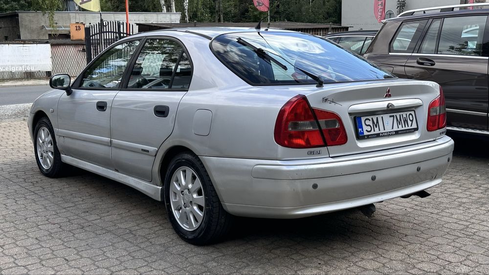 Mitsubishi Carisma 1.8 gdi automat