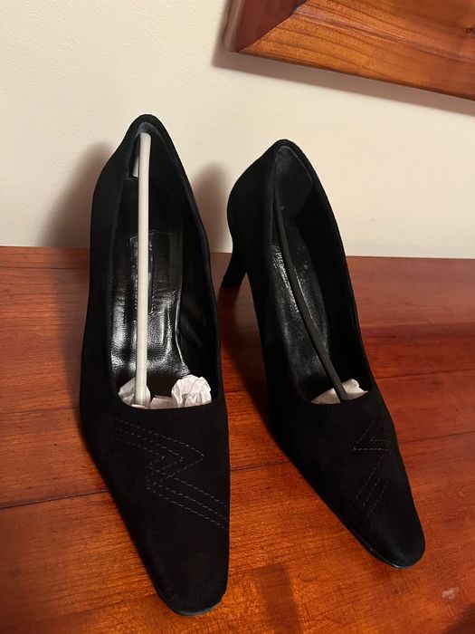 Sapatos pretos com salto de 6cm