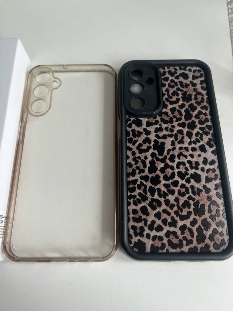 Samsung M 34 telefon