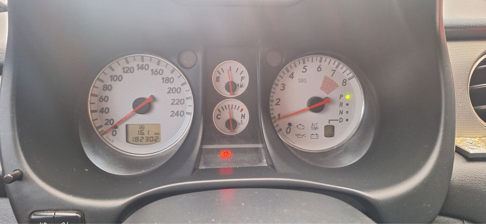 Mitsubishi Outlender 1