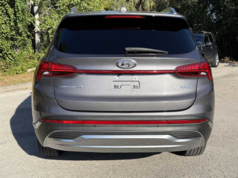 Hyundai Santa Fe Hybrid SEL Premium      2021