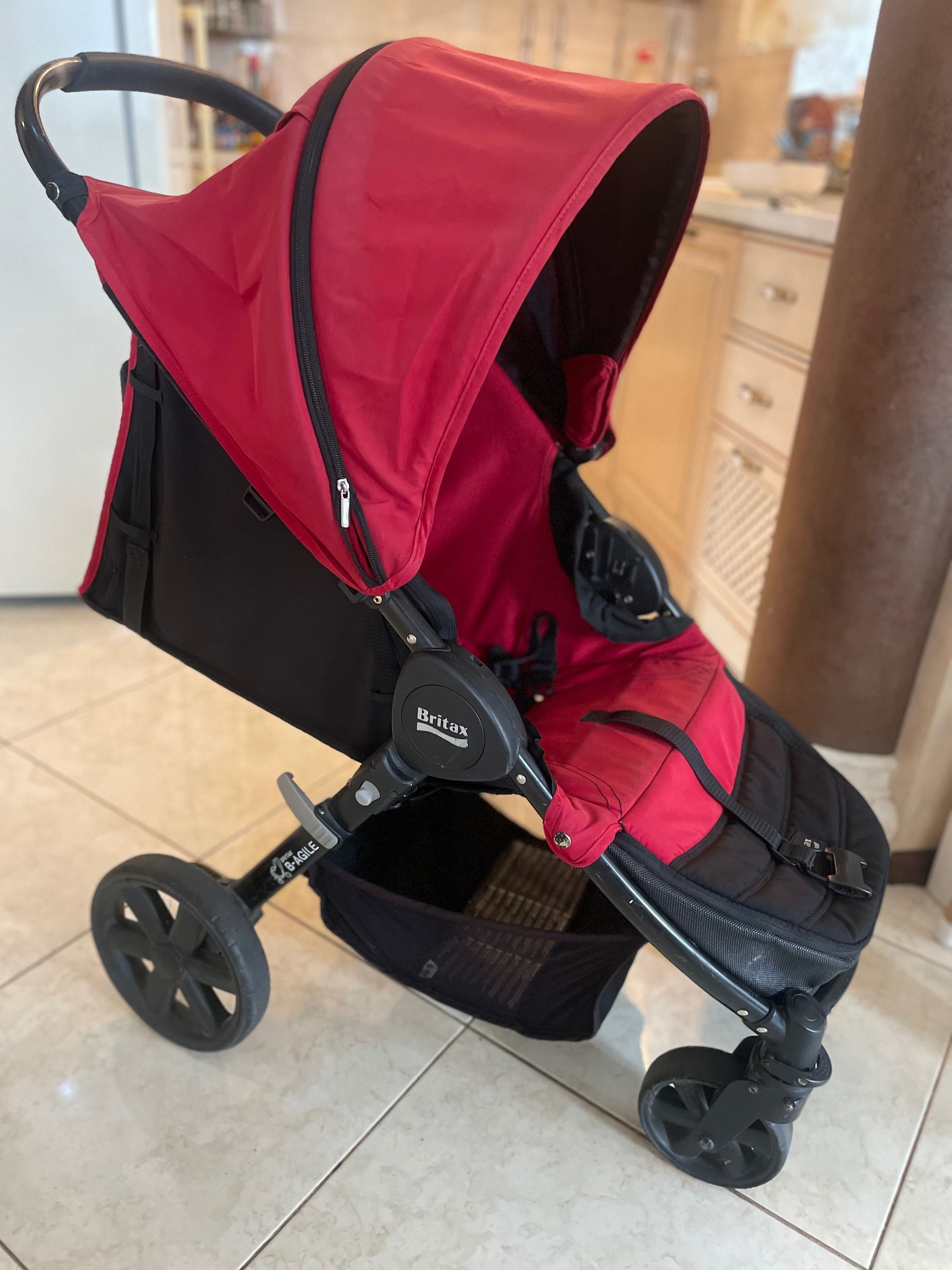 Коляска Britax , ( стійка маневрена, широке спальне місце) ТОП!