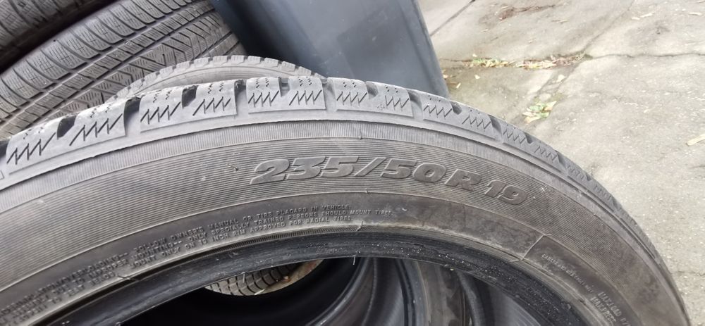 4 x Toyo Snowprox 235/50/19 103V