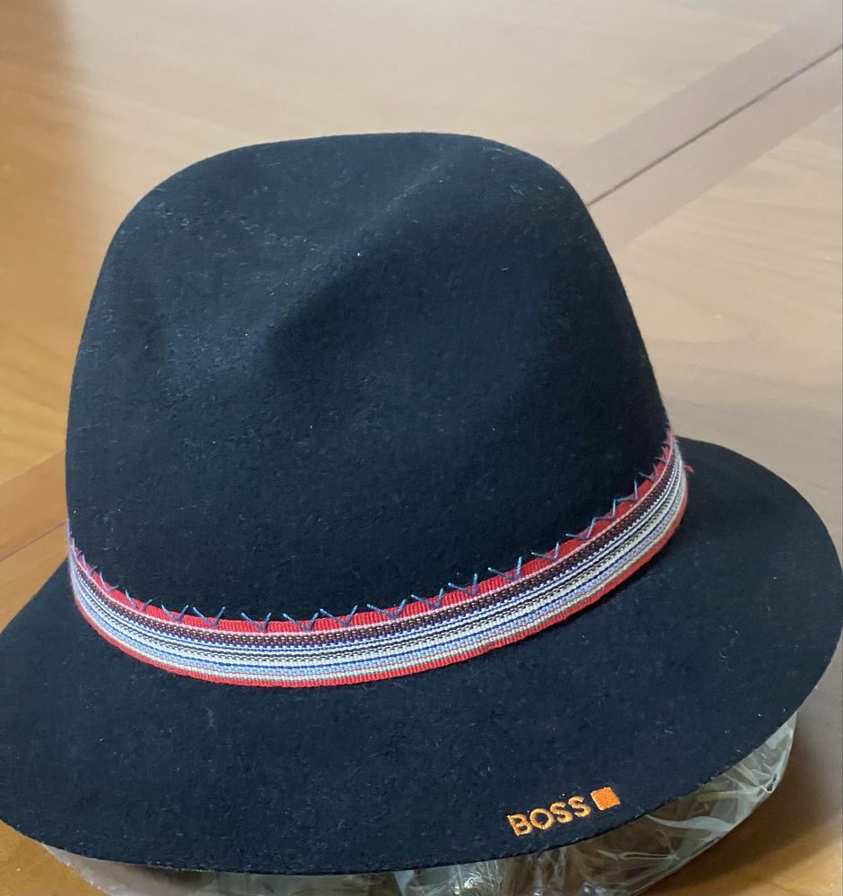Пречудовий. Капелюх фетровий. Hugo Boss