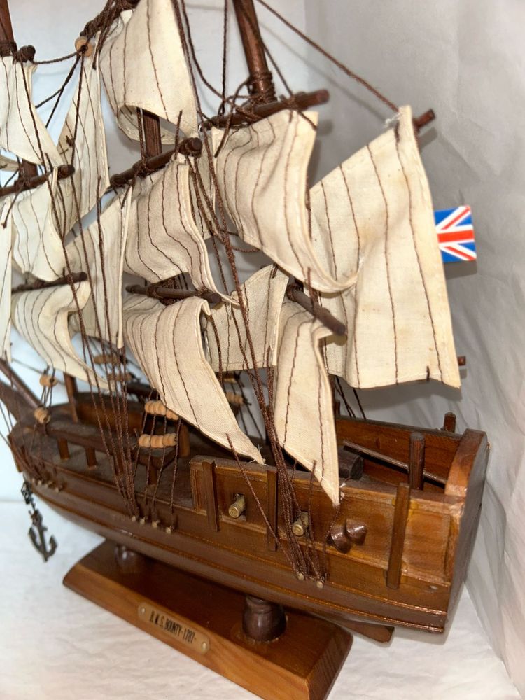 Barco de Madeira HMS Bounty