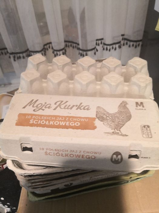ubianki na jajka 17 szt M, L