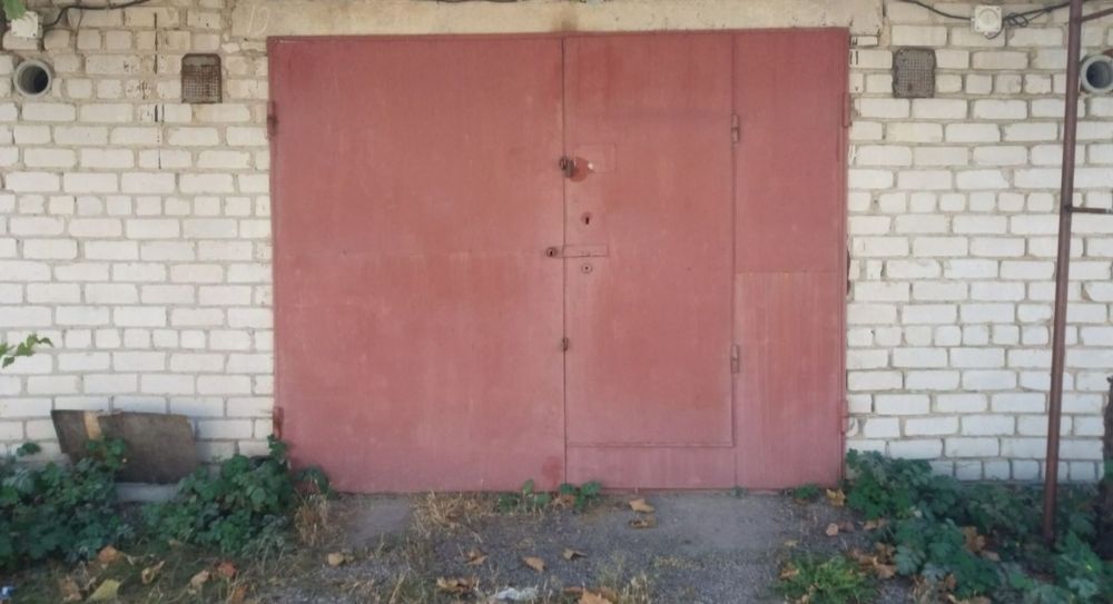 Сдам капитальный гараж в аренду 1 улица.