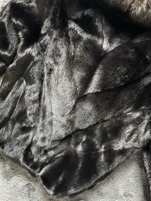 Норкова шуба з соболем автоледі