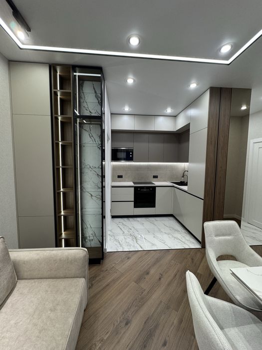 Продаж квартири 60Перлина на Краснова, 2кімнати, балкон