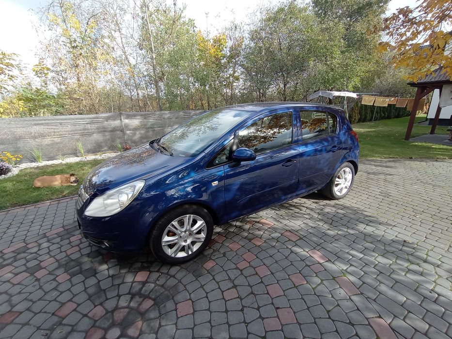 Opel Corsa 1.4b 2008r 5 drzwi 140000km zarejestrowany w Polsce