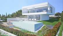 Contemporânea Moradia V3, em construção, com piscina, em Lagos, Alg