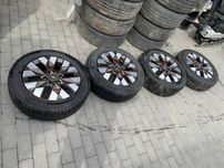 Диски шини комплект коліс покришки гума Hyundai Staria 235/55/r18