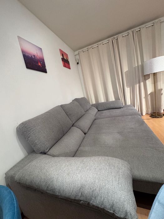 Sofá-cama com chaise longue