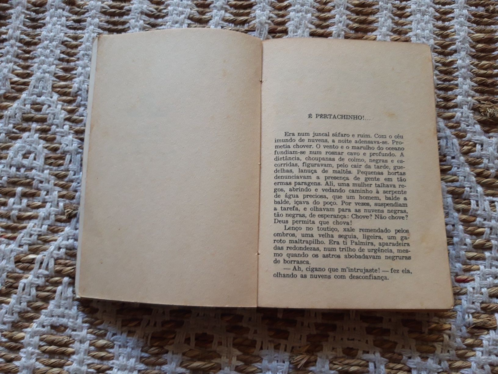 Livro "Calamento" de Romeu Correia