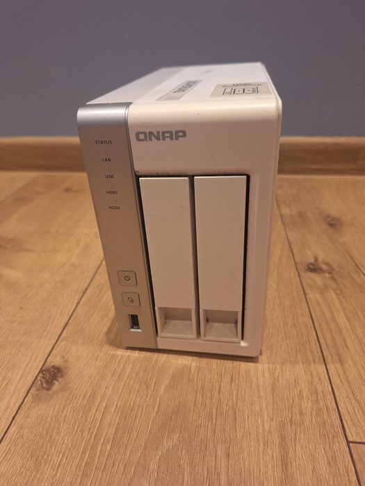Dysk sieciowy qnap ts-220