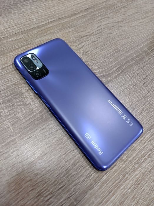 В дуже хорошому стані телефон Redmi Note 10 5G на 6/128Gb