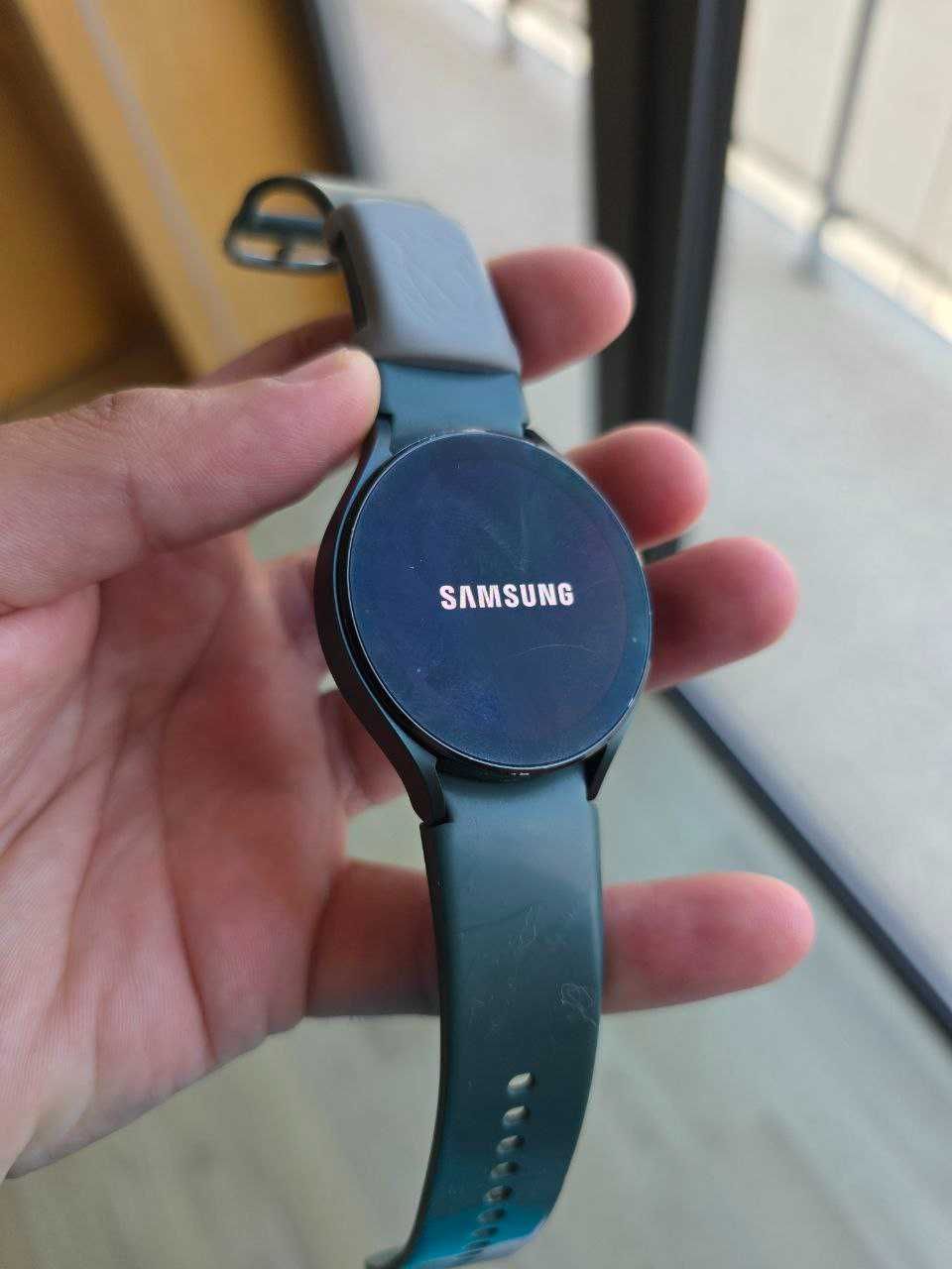 Samsung Galaxy Watch 4