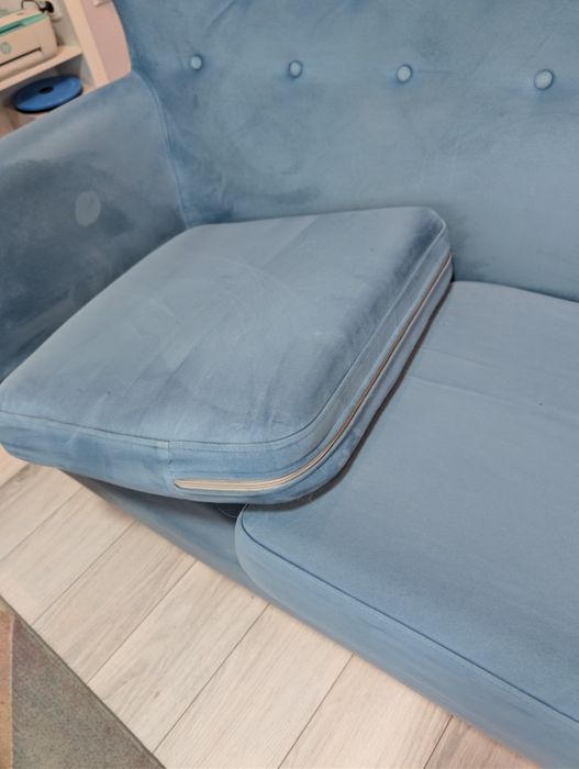 Pilnie sprzedam sofę i fotel