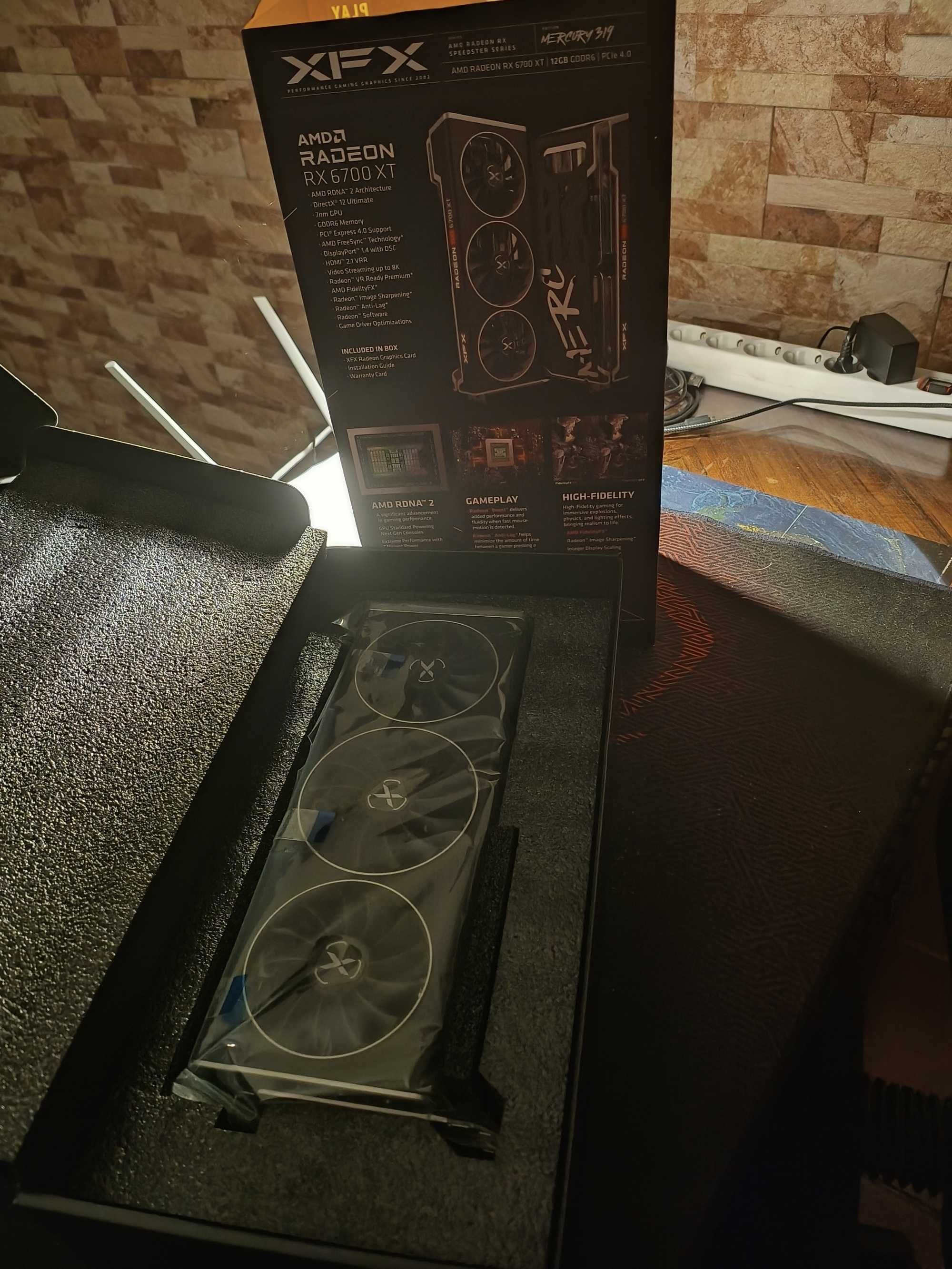 Gráfica RX 6700XT 12GB VRAM
