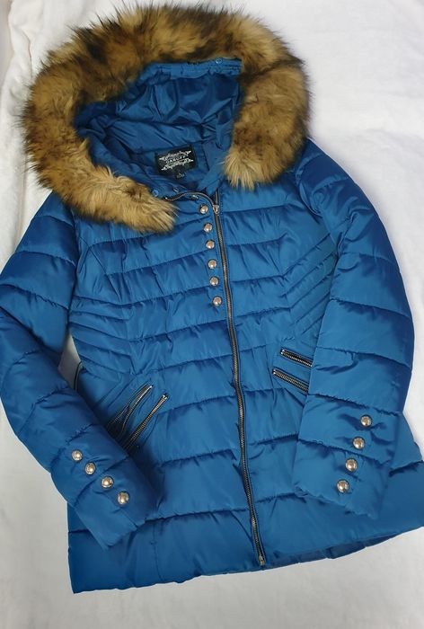 Piękna damska kurtka zimowa z futerkiem, taliowana, rozm S/M