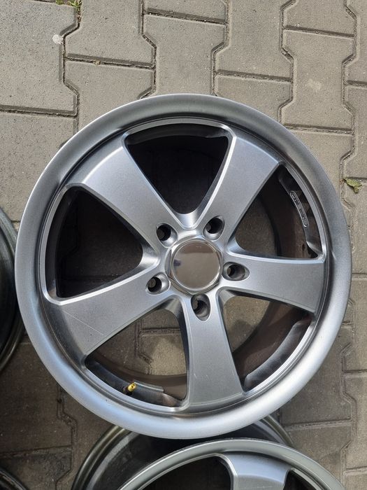 Felgi Stilauto Futura 17" 7,5J 5x130 Cayenne Touareq jak nowe