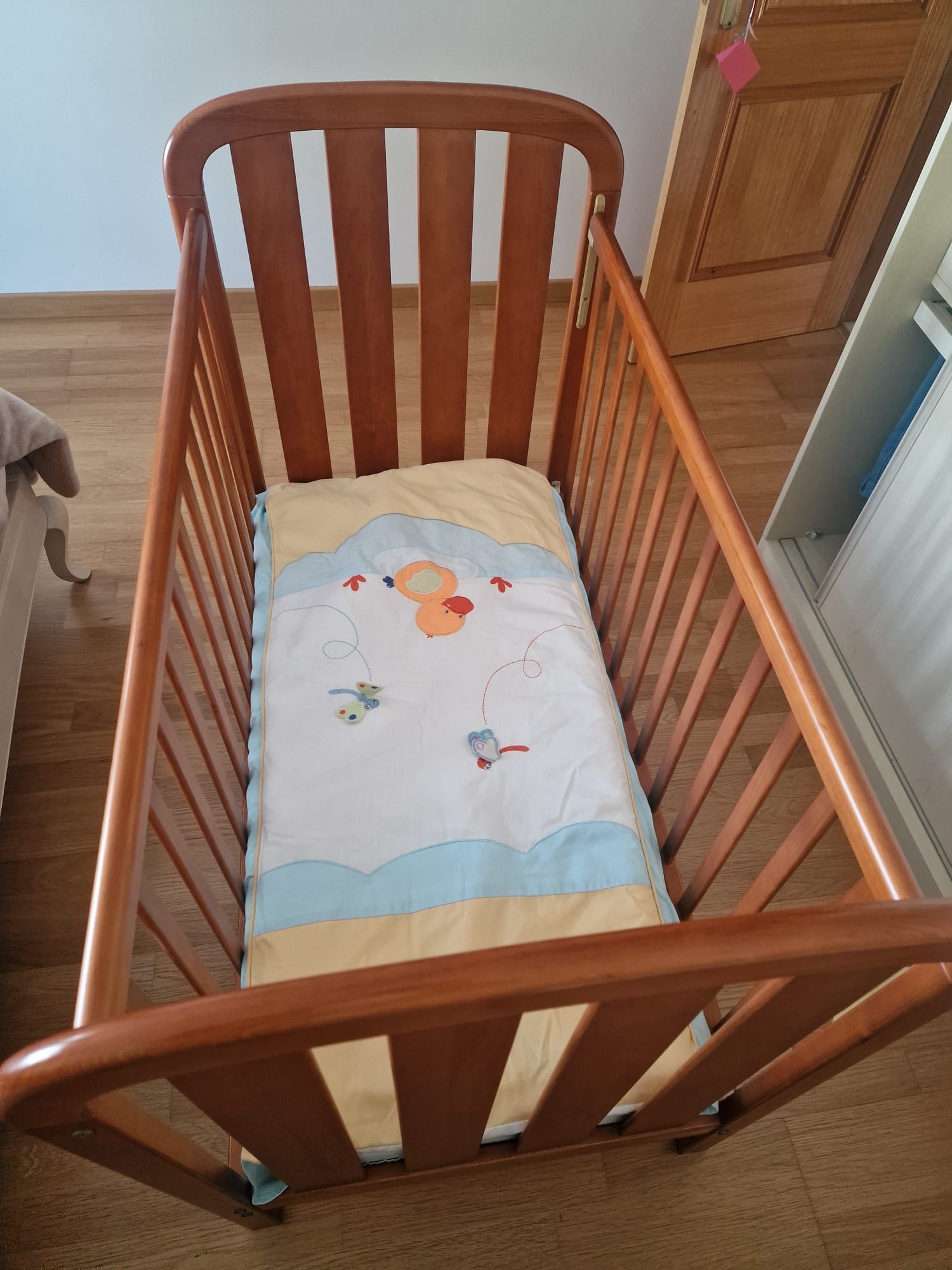 Cama  bebé + colchão