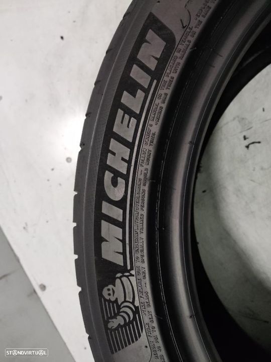 2 pneus como novos 235-45r18 michelin - oferta dos portes