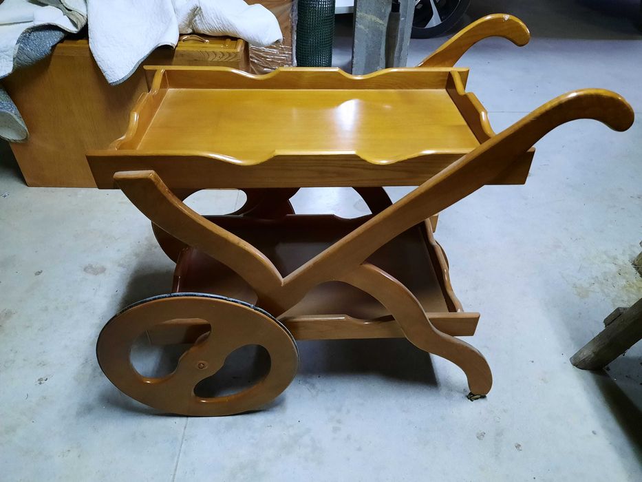 Vende-se carrinho de chá/Bebidas de sala