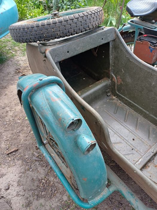 М72, 1955 р. оригінал на ходу із коляскою поч. 1950-х рр.