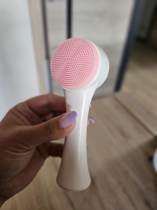 Szczoteczka do czyszczenia twarzy