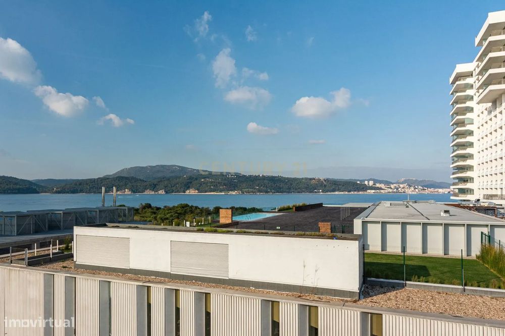 Apartamento T1+1 com vista deslumbrante, em Tróia, Carvalhal. Em Arren