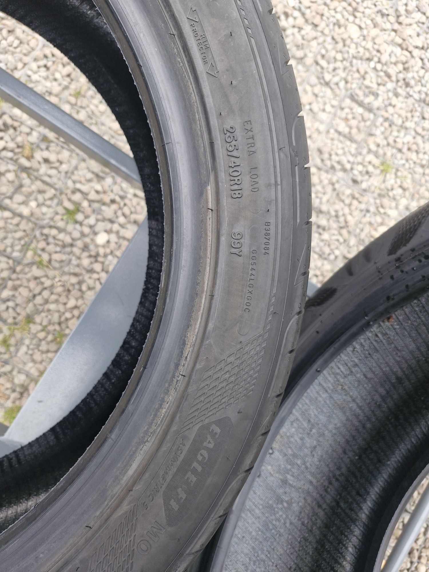 Para Opony letnie Good/Year 255/40 18R