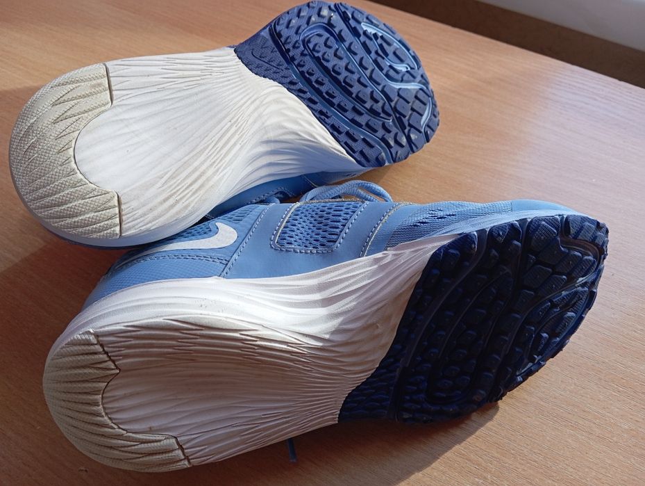 Кросівки  NIKE Tri Fusion