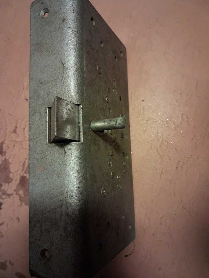 zamek na KOD mechaniczny    nie do otwarcia