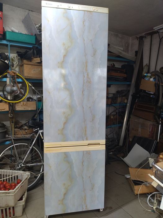 Продам  робочий холодильн