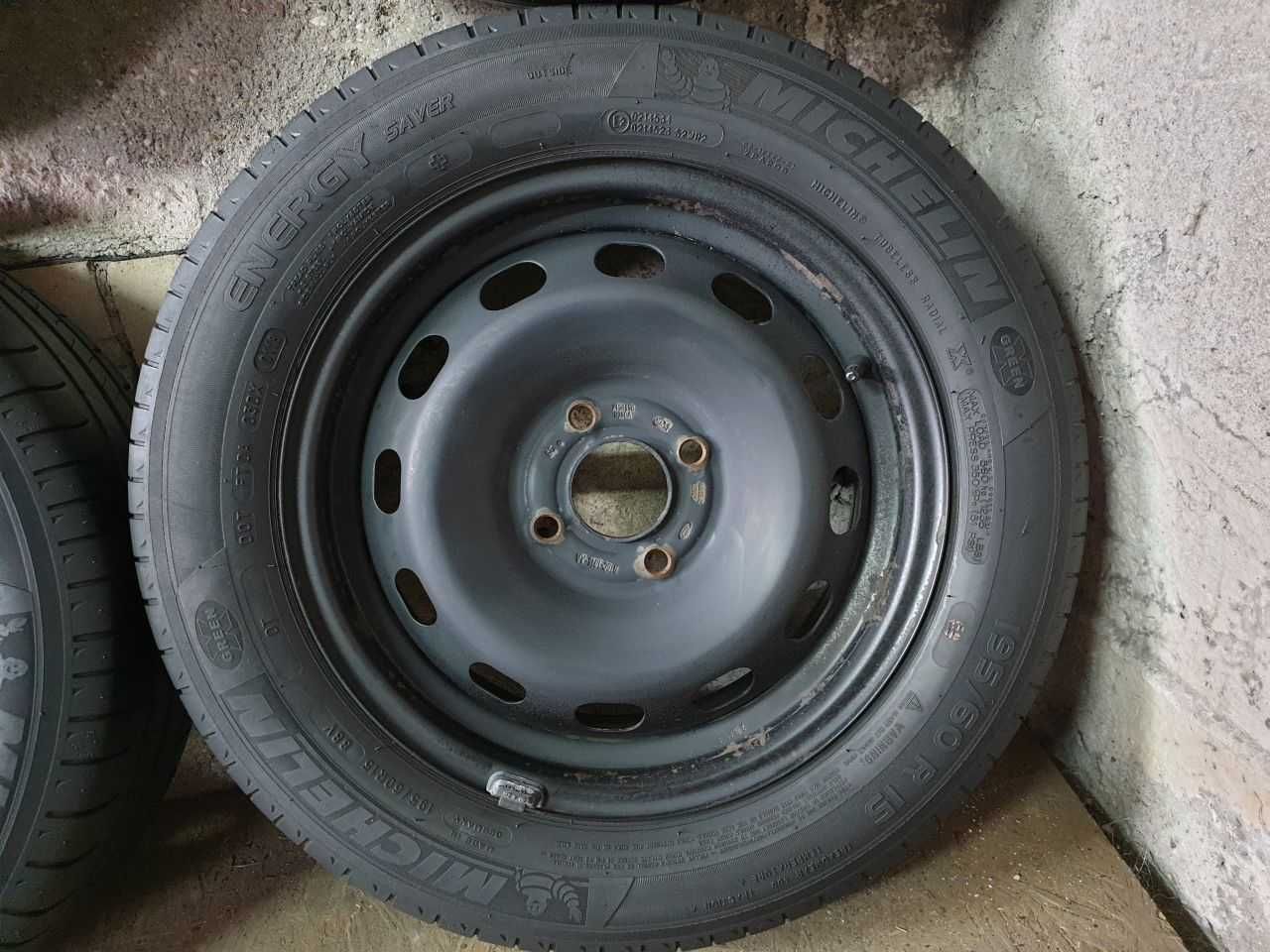 Felgi Stalowe Koła Ford R15 4x108 opony letnie 195/60R15 5,5mm 2023r