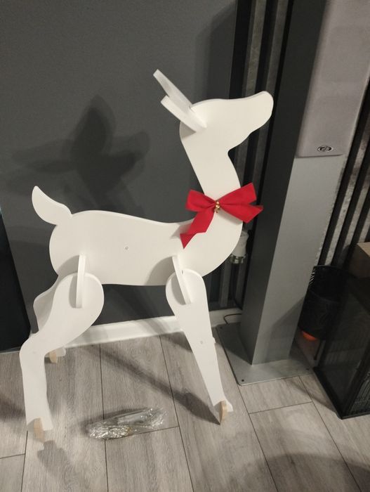 Renifer świąteczny na dwór ze światełkami