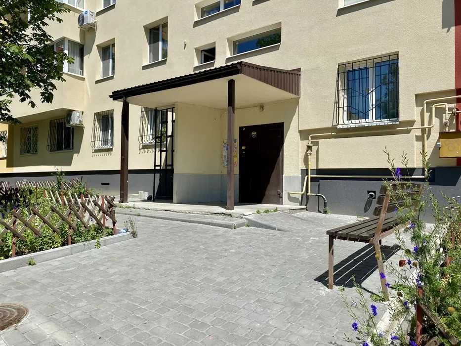 Продам квартиру на жм Парус