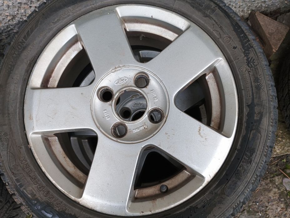 Продам диски шини  15..