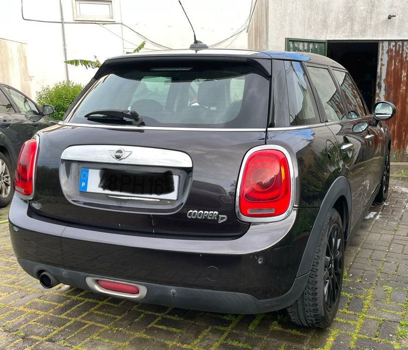 Mini Cooper D 5 portas 2014 1.5 116cv