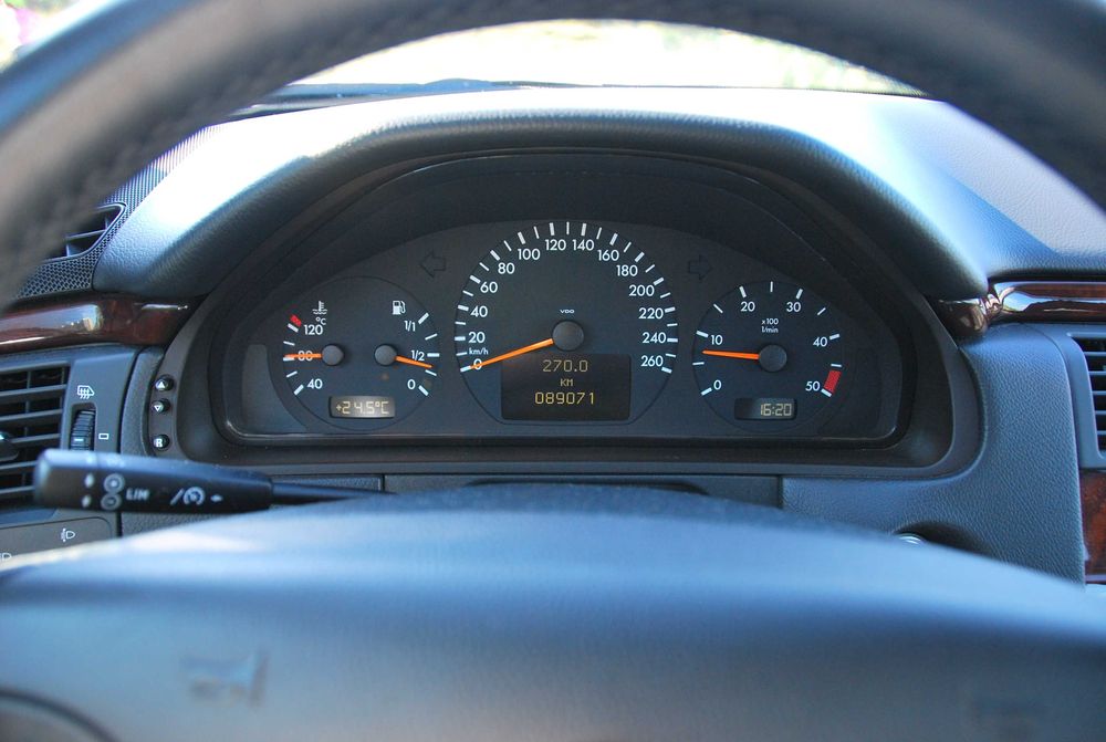 MB E220 CDI - W210 - 89.000km