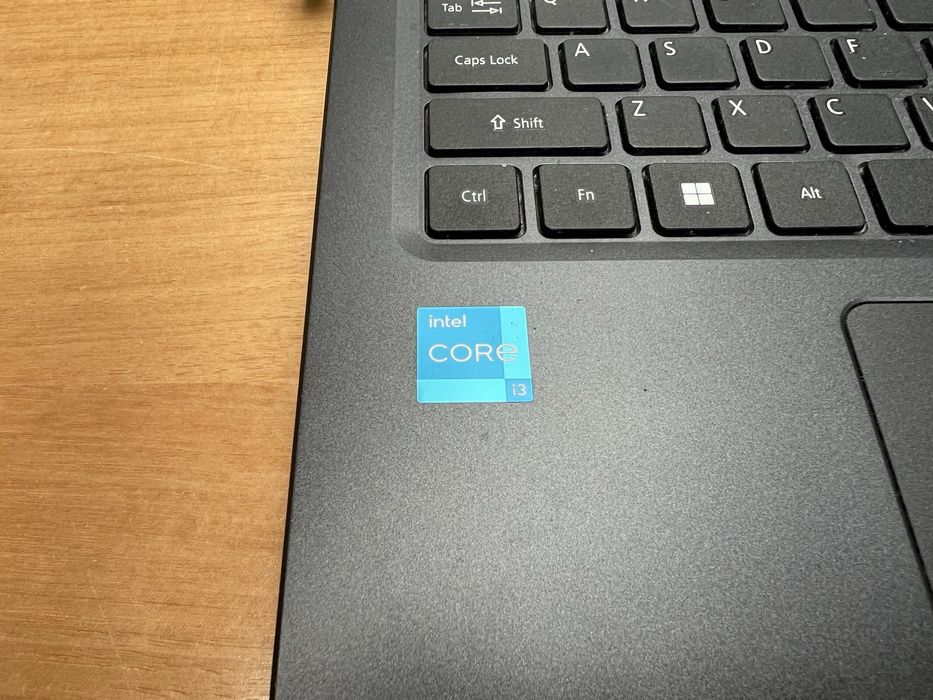 Laptop Acer Extensa 15 - Intel Core i3, 8 GB / 512 GB - stan idealny