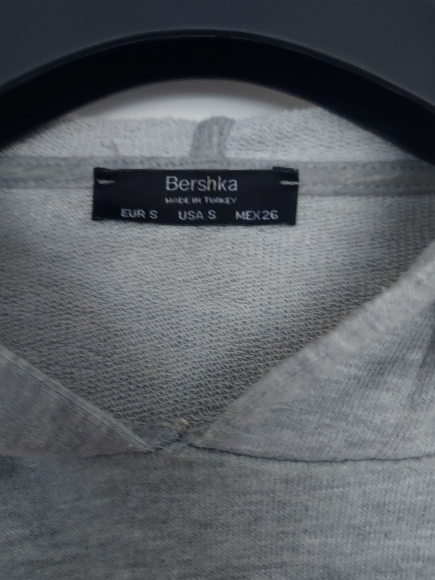 Camisola Bershka com promonor