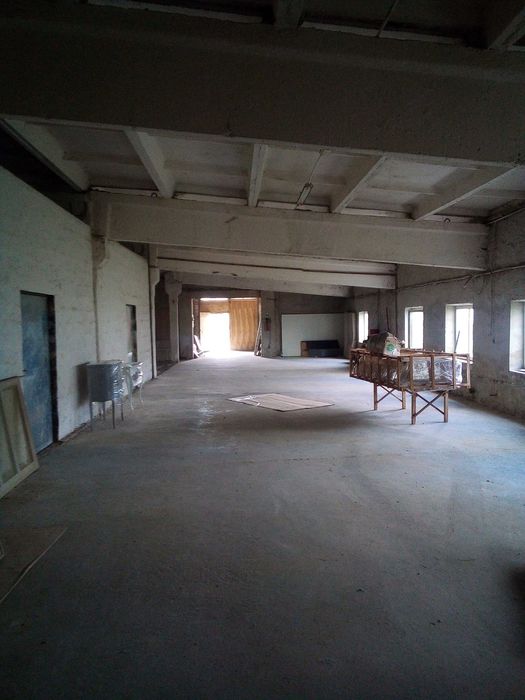 Продається комплекс приміщень площею 3250м.кв(1491,1500,715,206,38,16)