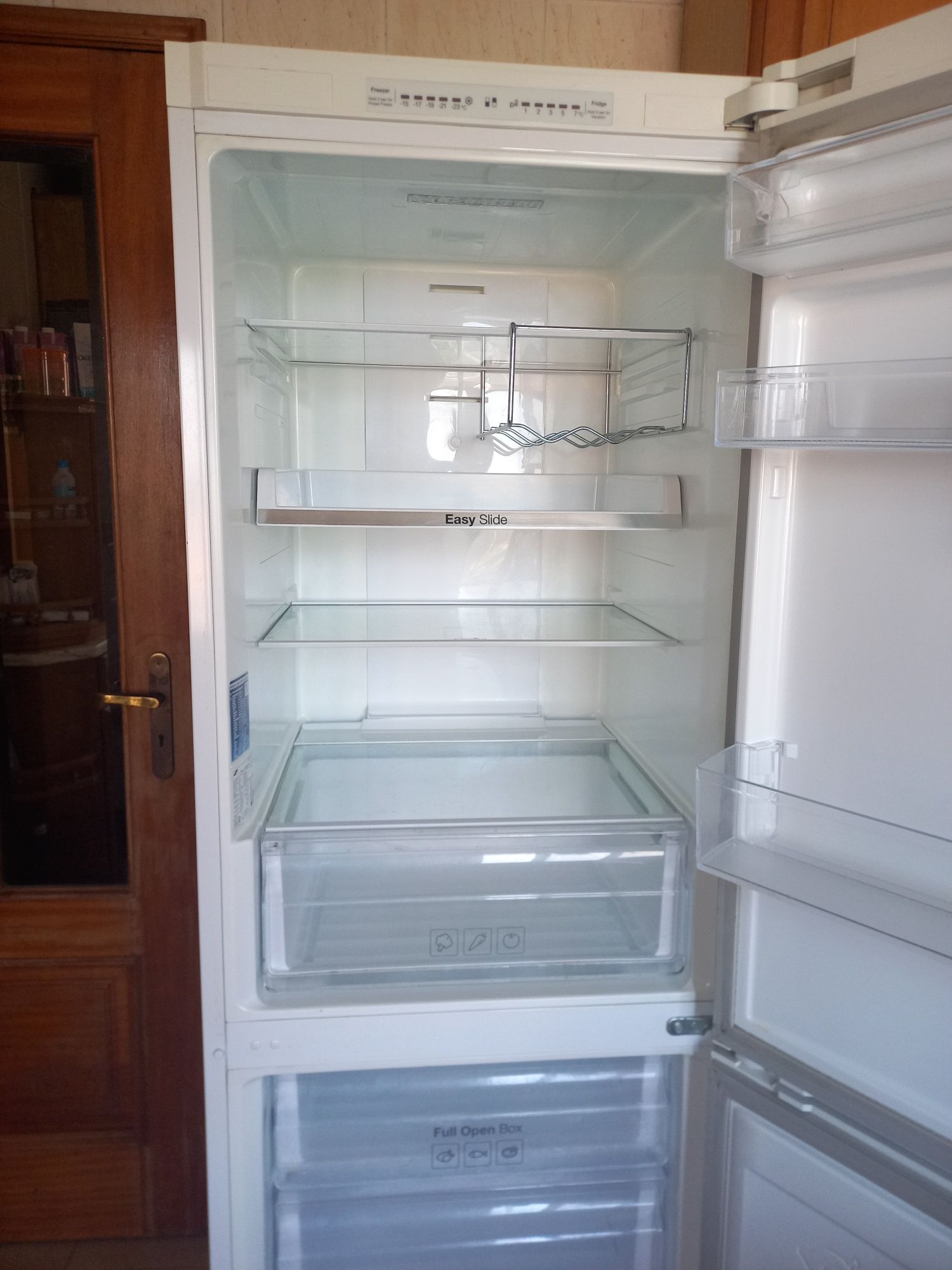 Frigorífico com 2 portas