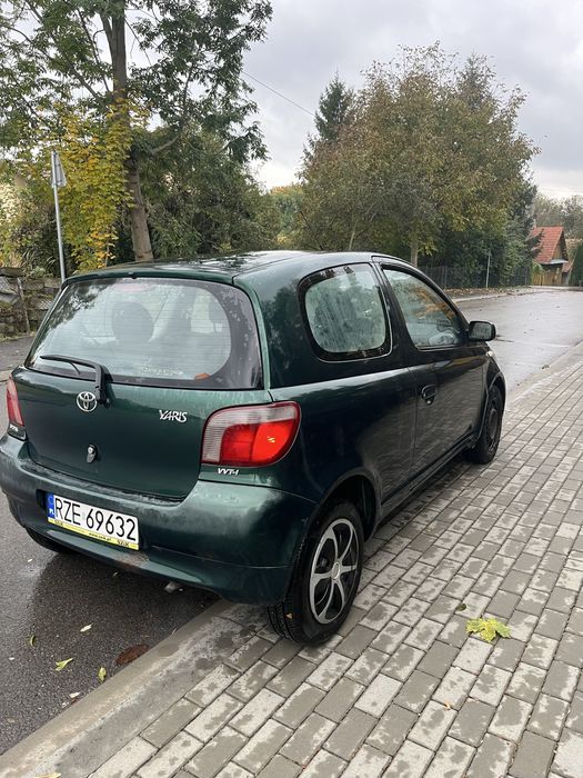 Toyota Yaris I 1.0