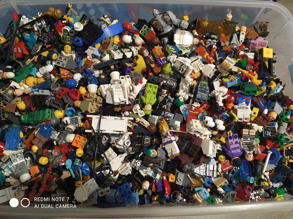 Лего фігуркі 12 кг цілий бокс