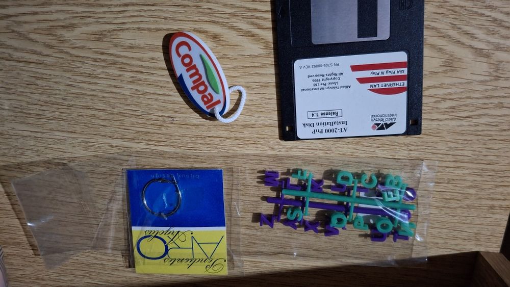 Vários artigos para venda