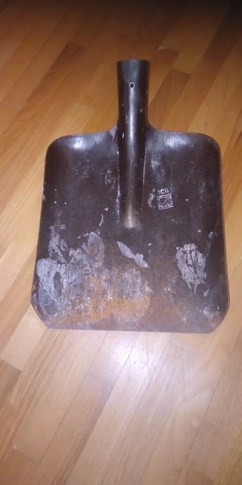 Лопата  железная